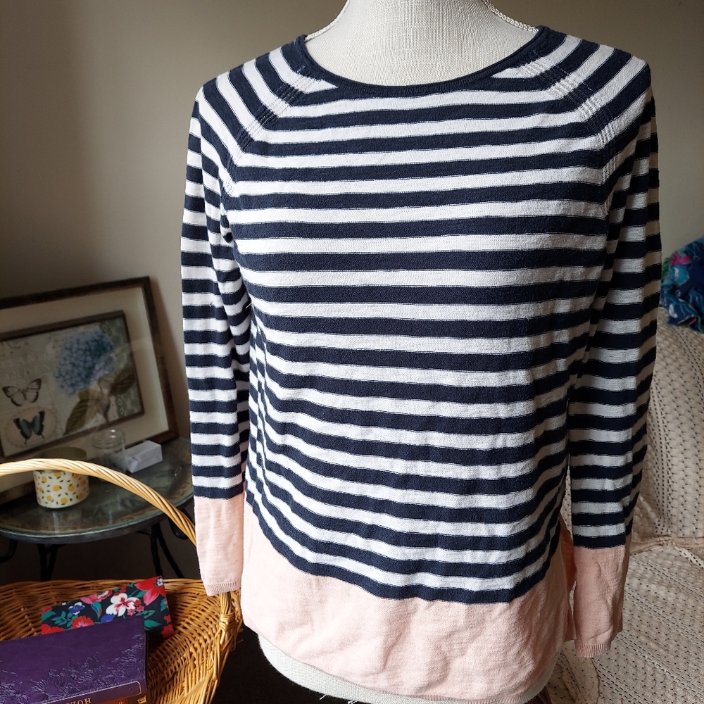 Vince navy white pink stripe xxs sweater